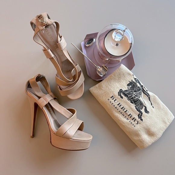 Burberry sandals - Picture 1 of 14